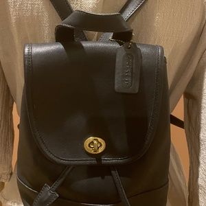 Vintage Coach 9960 Black Leather Daypack Purse